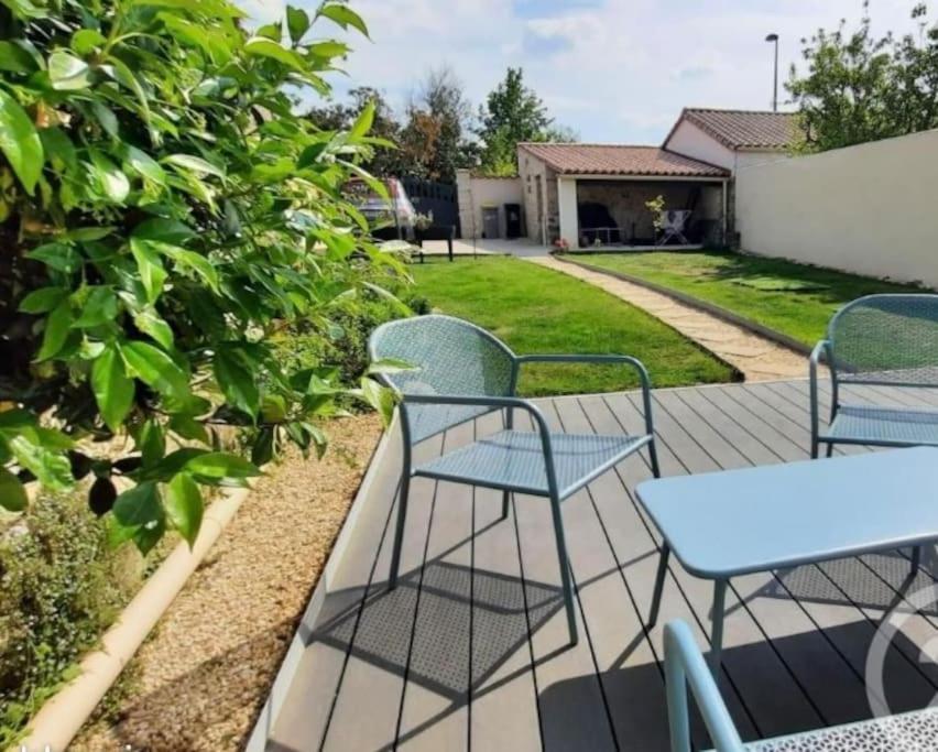 Gite La Bulle Avec Jardin A 15 Min Des Plages Saint-Benoist-sur-Mer Экстерьер фото